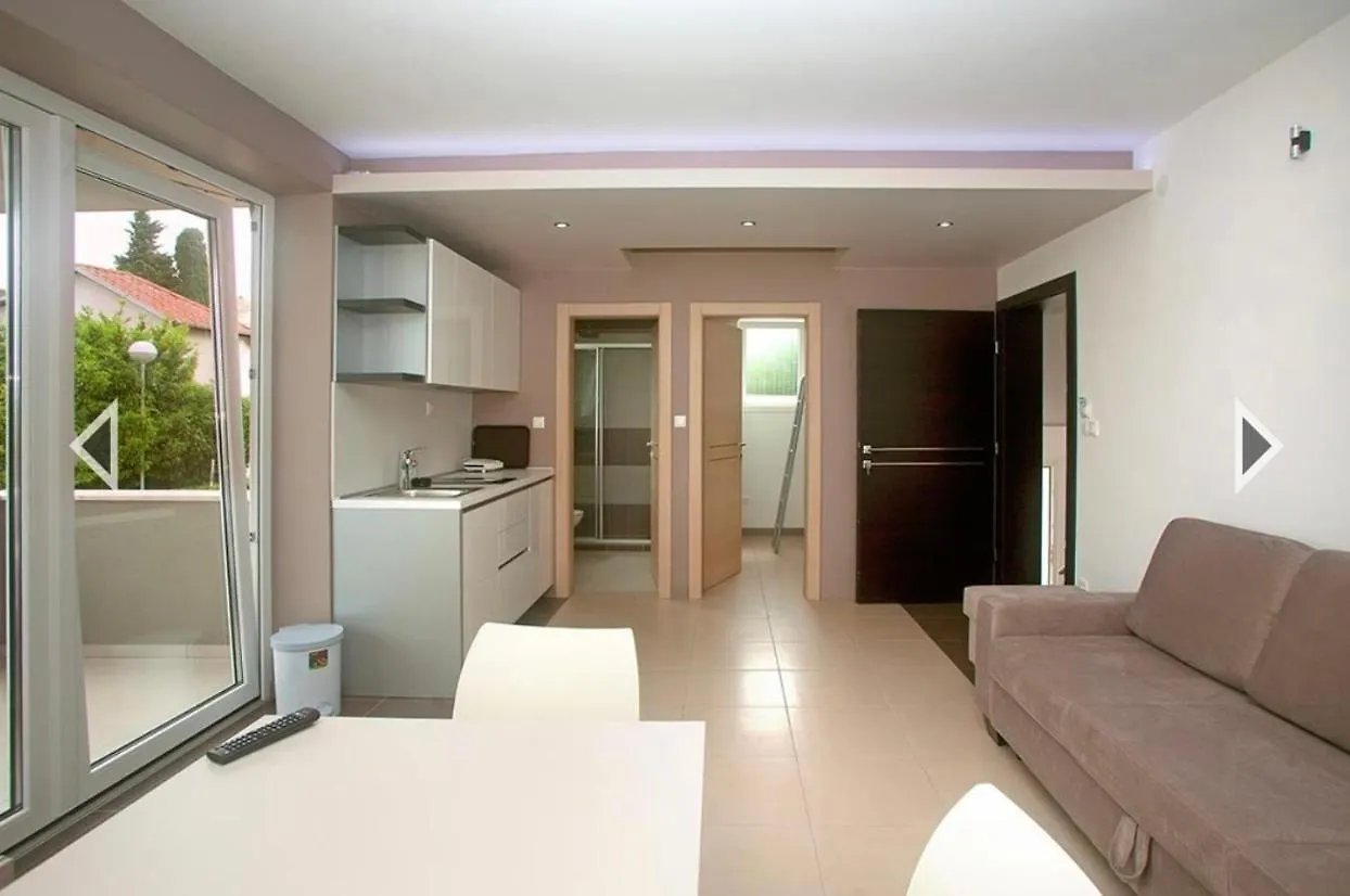Daska Apartmani Njivice