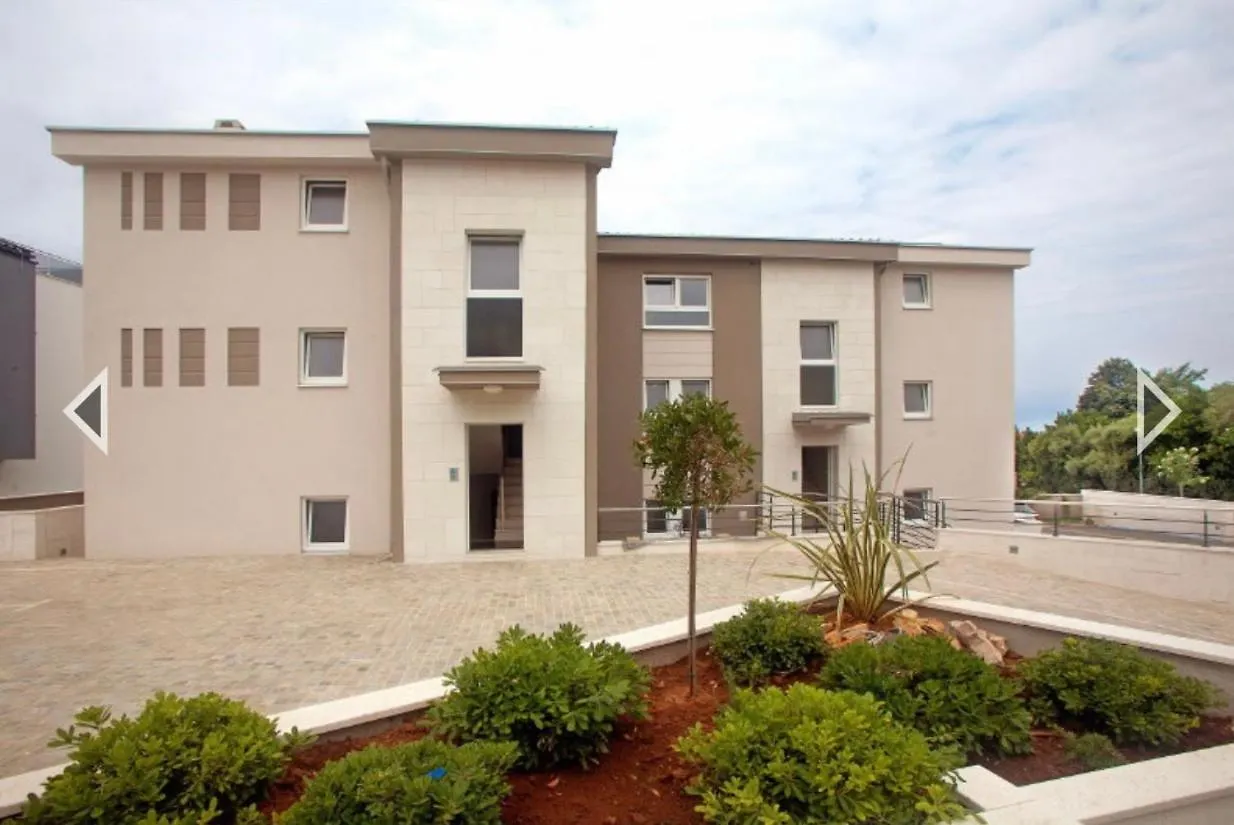 Apartment Daska Apartmani Njivice Croatia