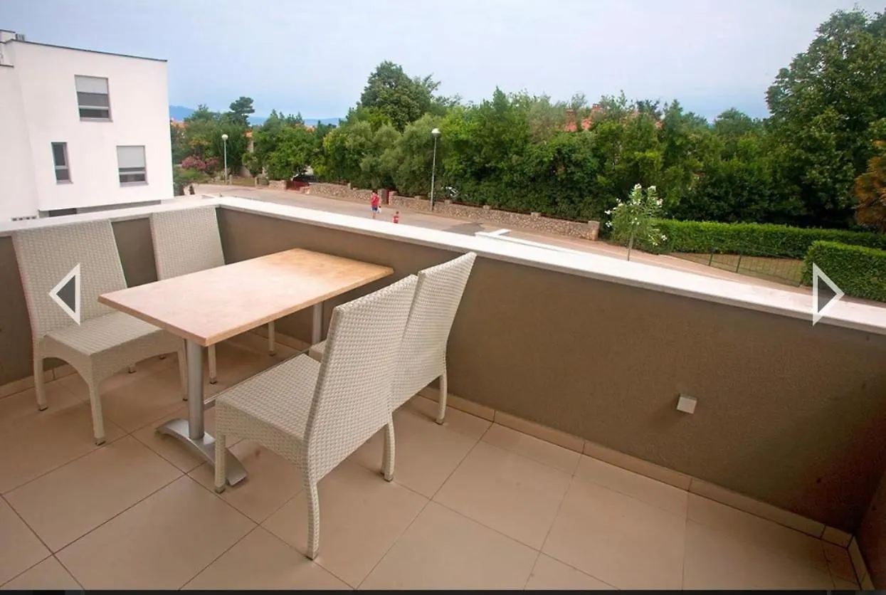 Daska Apartmani Njivice